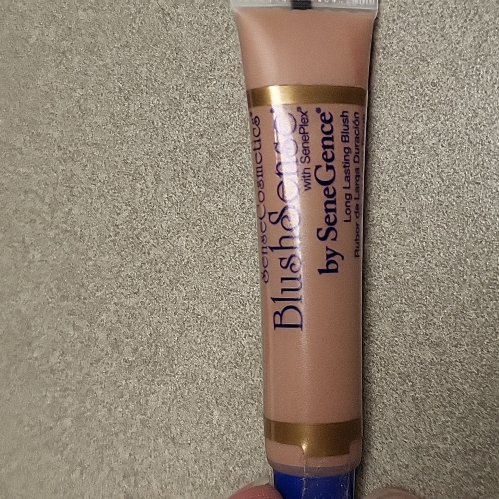 Senegence Blushsense, new sealed in pkg, chocolate cherry in color